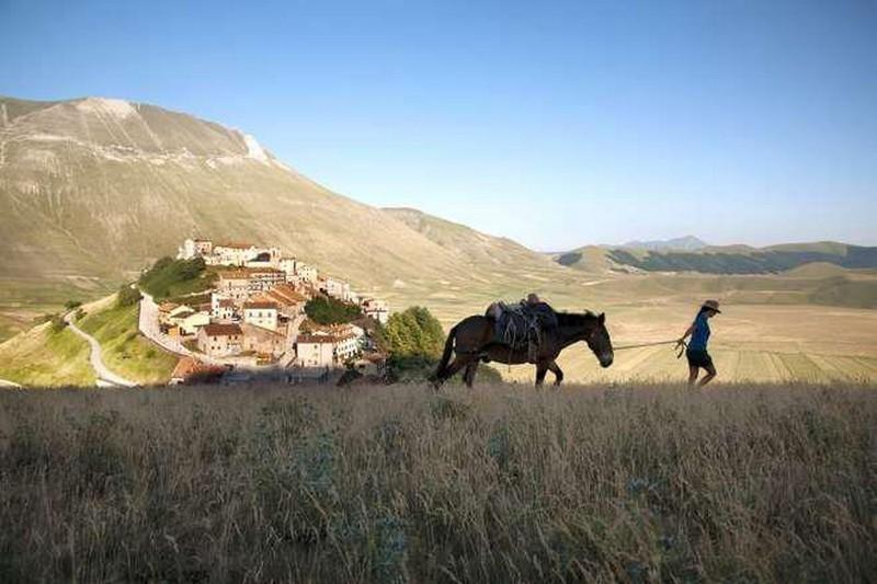 Hotel Europa Norcia Exteriör bild